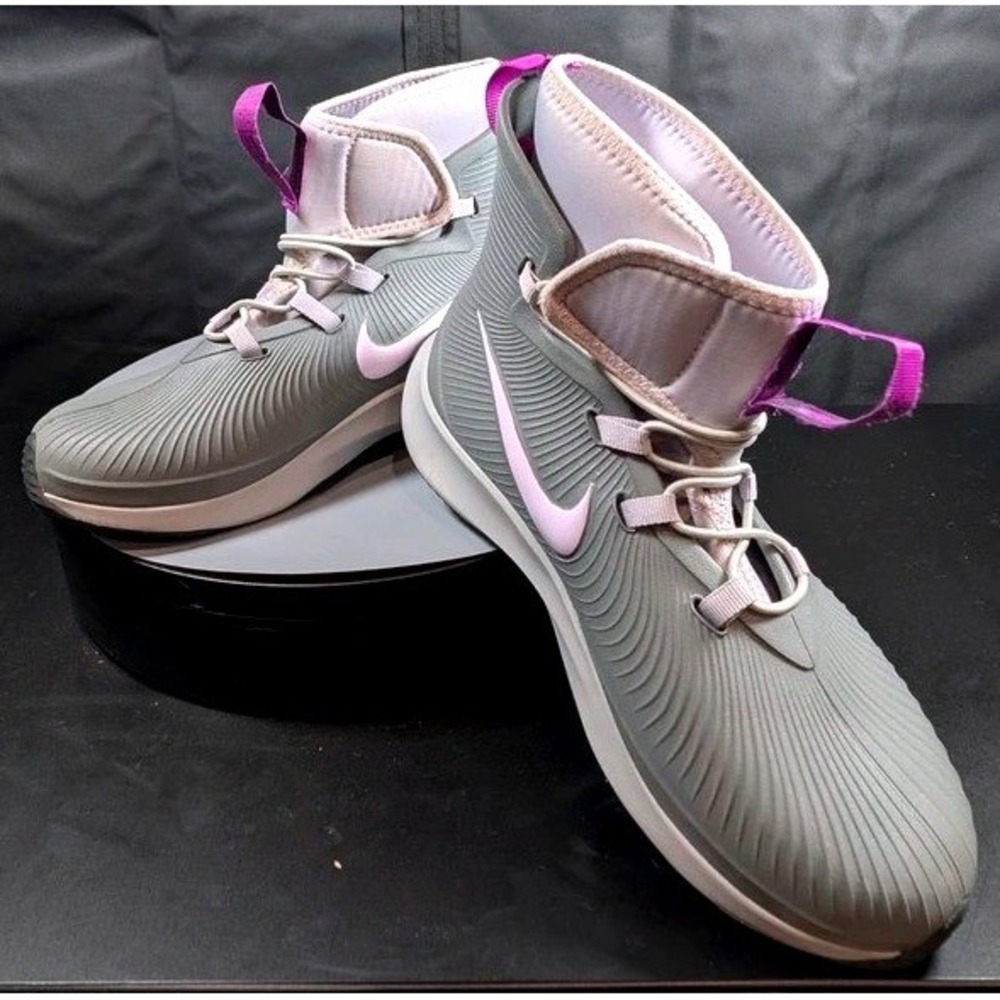 Nike Kids Binzie Boot Smoke Grey Violet Frost BQ5381-003 Sz 2Y Youth Rain Boots
